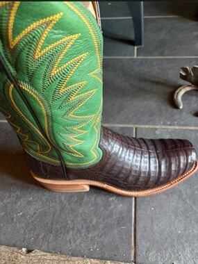 Green Stitch-Detail Western Cowboy Boot. CAIMAN!! 12 D